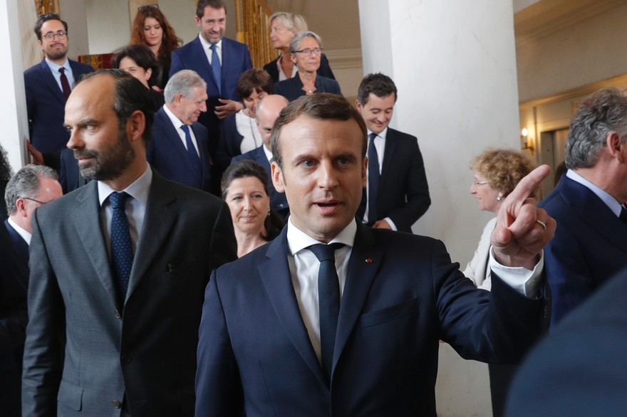 Les premiers jours du nouveau président à l'Elysée sont émaillés de couacs D. R.